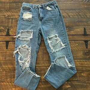 Distressed Loose fit jeans